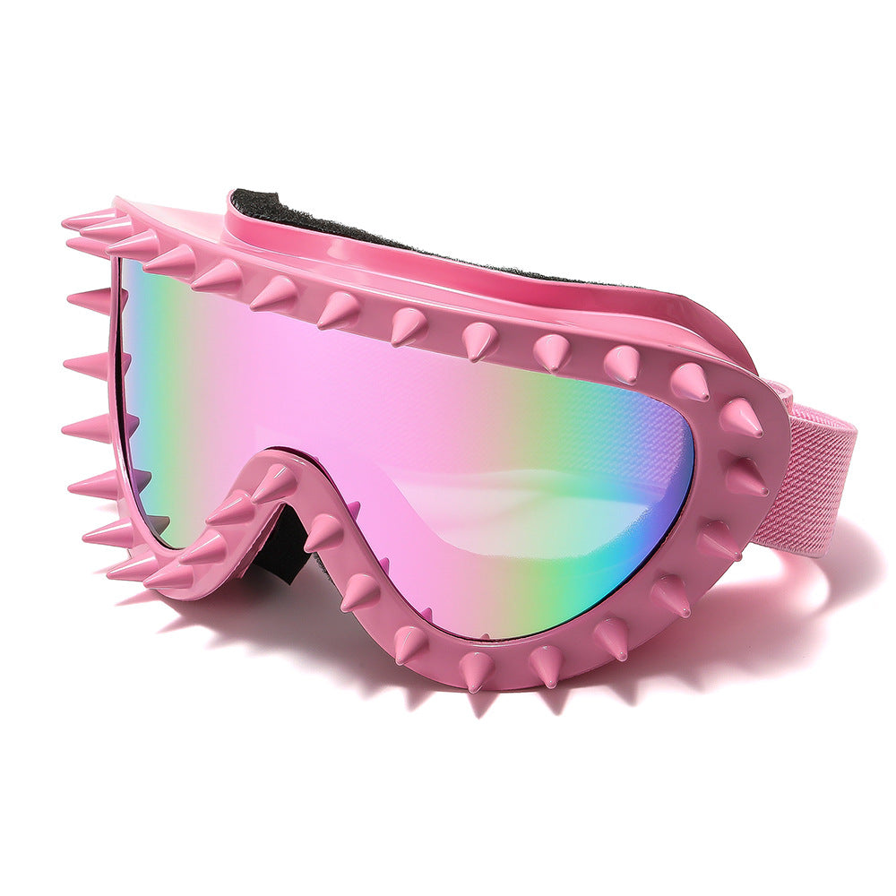 Damen stylische Schutzbrille mit markantem Spike-Design Brehn
