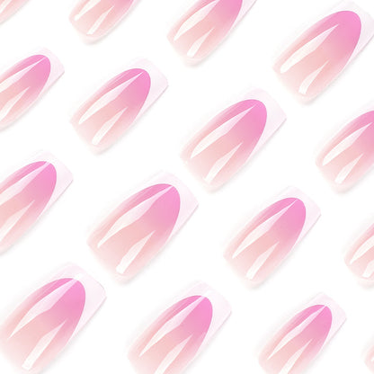Kunstvolle Nagelverlängerungen mit zartem Ombre-Design Brehn