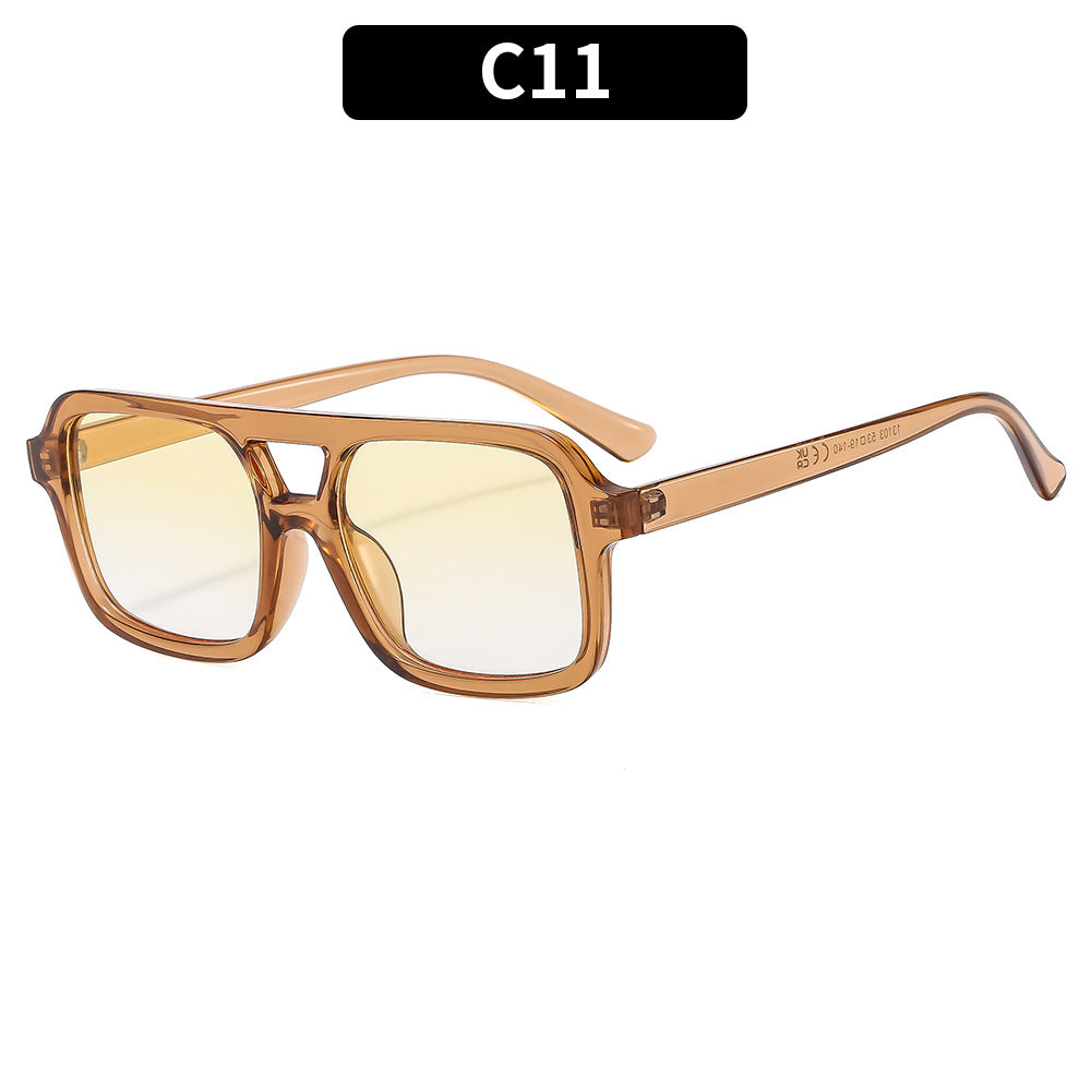 Moderne retro-inspirierte quadratische Sonnenbrille