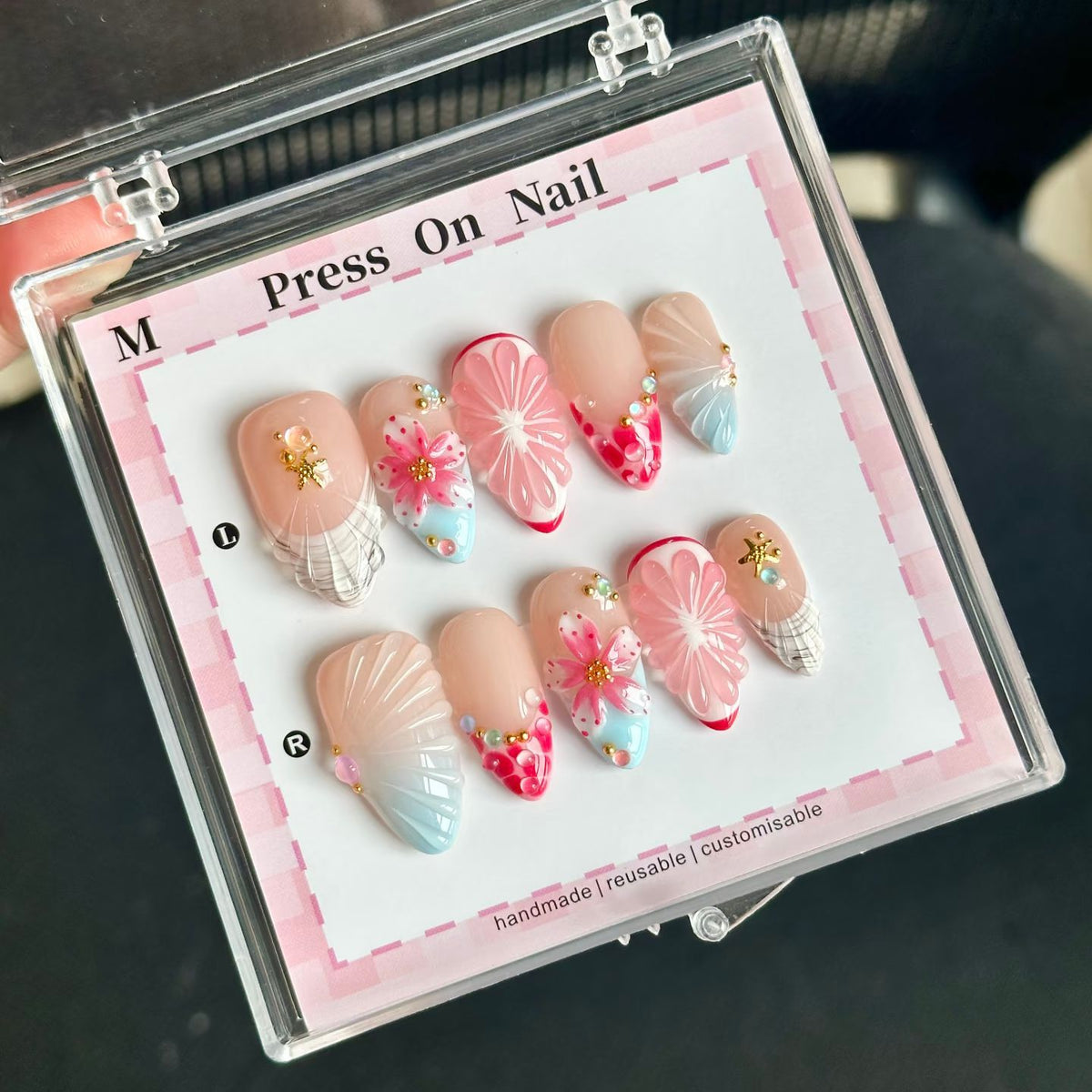 Anpassbares Blumendesign Press-On Nagelset