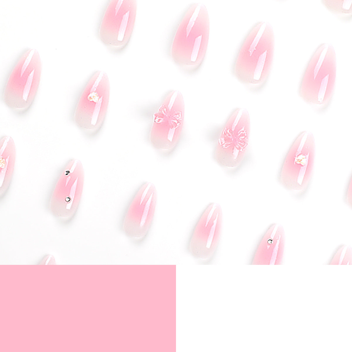 Kunstvolle Stiletto-Nägel mit floralem Design und Glitzer Brehn