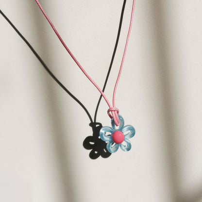 Floral Anhänger Halskette Brehn