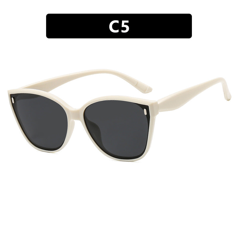 Damen Cat-Eye Sonnenbrille mit schützendem UV-Filter und stylishem Rahmen Brehn