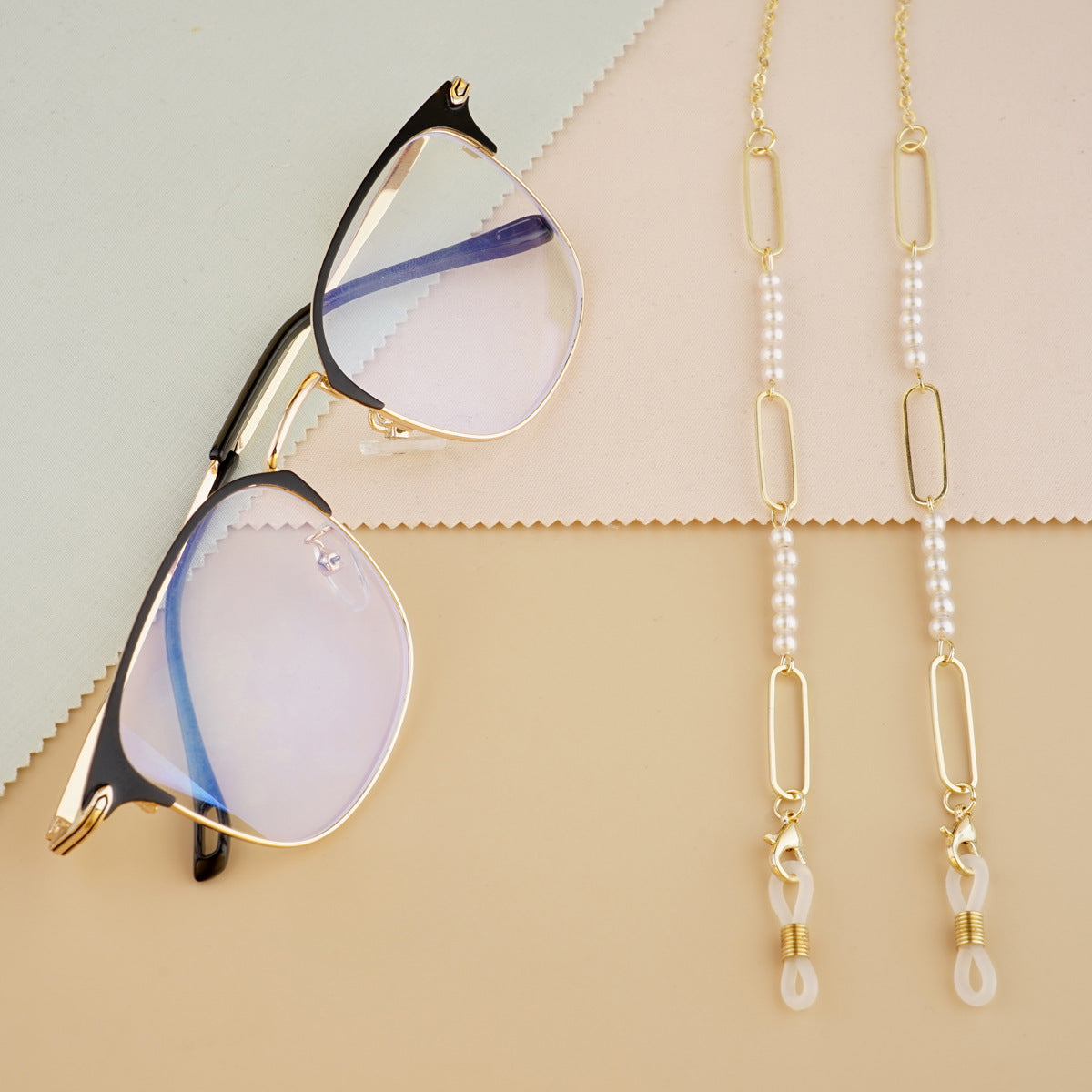 Elegante Perlen- und Glieder-Brille Kette Brehn