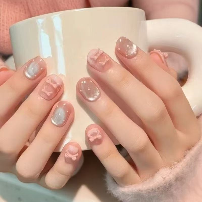 Elegante Press-On Nagelkunst Kollektion Brehn