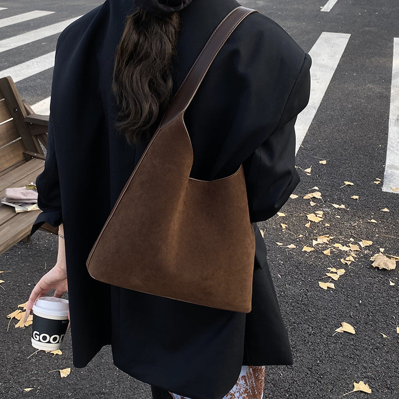 Suede Hobo Handtasche Brehn