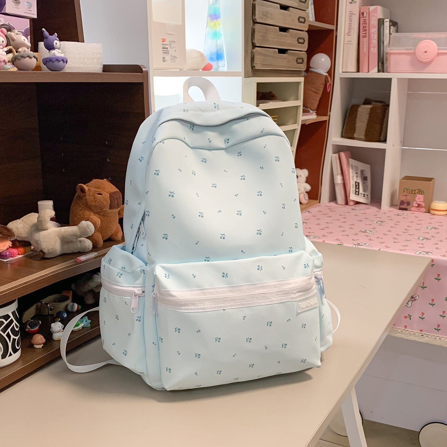 Stilvoller Rucksack mit floralem Muster