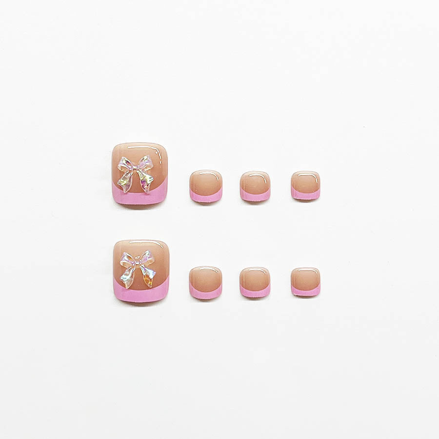 Fußnagelkunst-Set mit elegantem Design und Glitzerakzenten Brehn