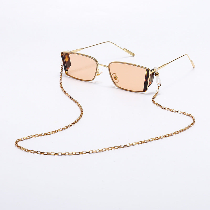 Modische Brillen mit stylischer Kette Brehn