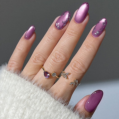 Kunstnagelset mit exquisitem Design und edlen Akzenten Brehn
