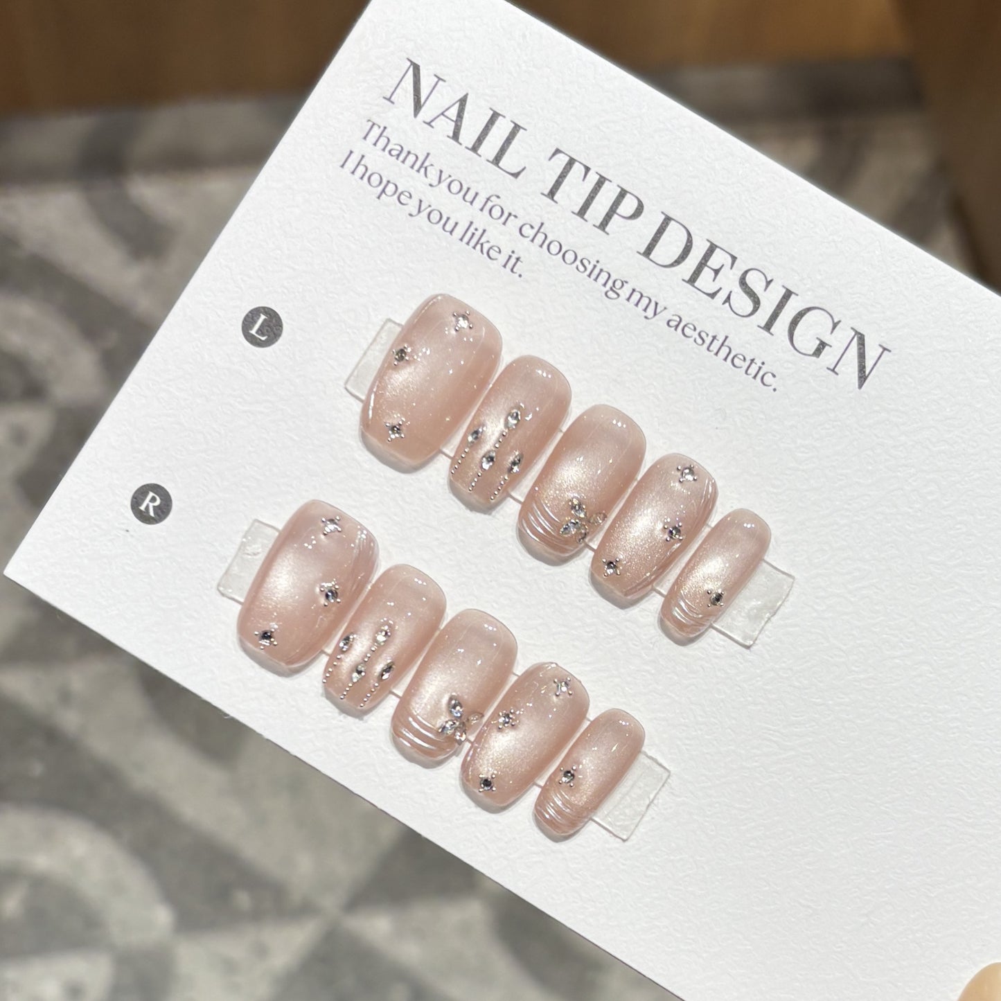 Kunstnägel mit Glamourösen Strass-Design Brehn