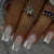 Elegante Press-On Nagelkunst Tipps mit Strass-Akzenten Brehn