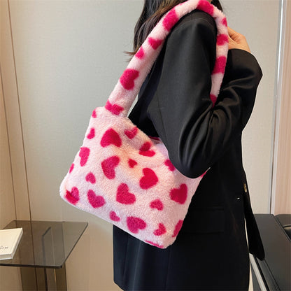 Gemütliche Plüsch-Handtasche mit Herzmuster