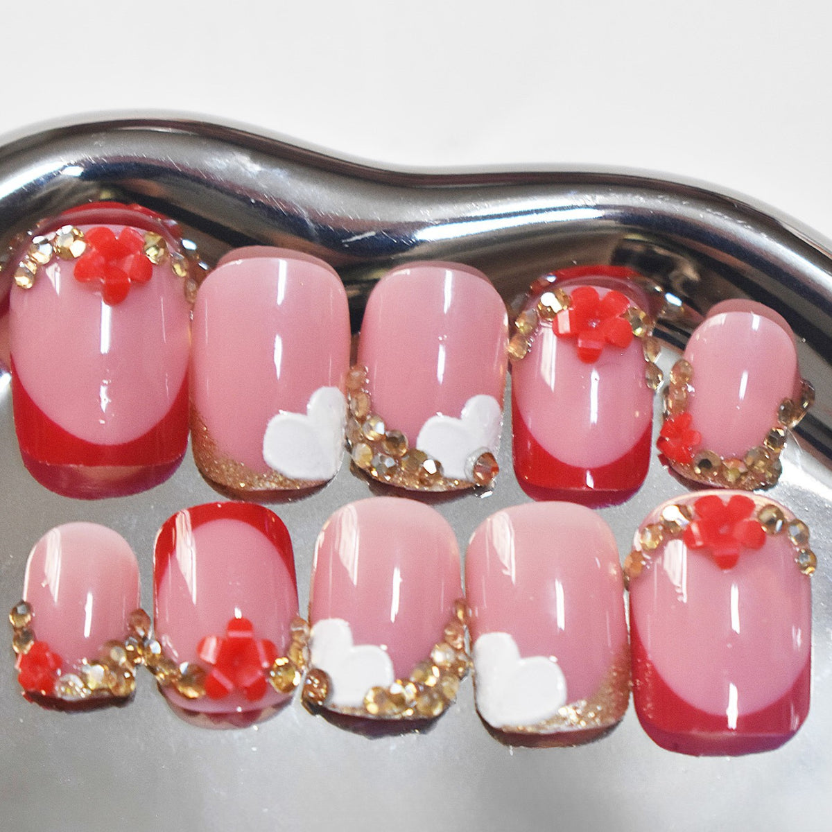 Elegantes Floral Press-On Nagelkunstset Brehn