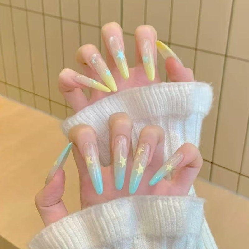 Künstlerische Lange Stiletto-Nagelverzierungen Brehn
