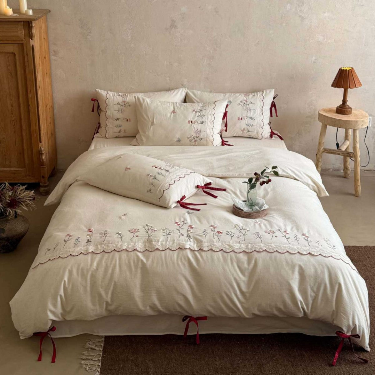 Vintage-inspirierte bestickte botanische Leinenmischung Bettbezug mit gewelltem Saum & Bandbindung Kissenbezüge
