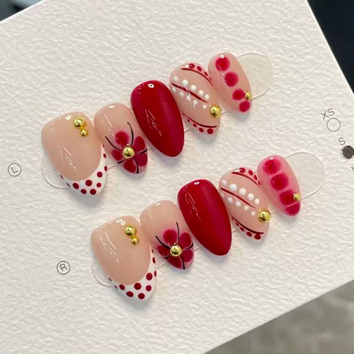 Künstlerisches Blumen-Thema Press-On Nail Set Brehn
