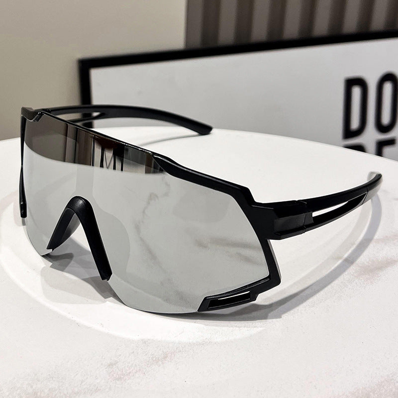 Herren Sportliche Rennbrille mit ergonomischem Design Brehn