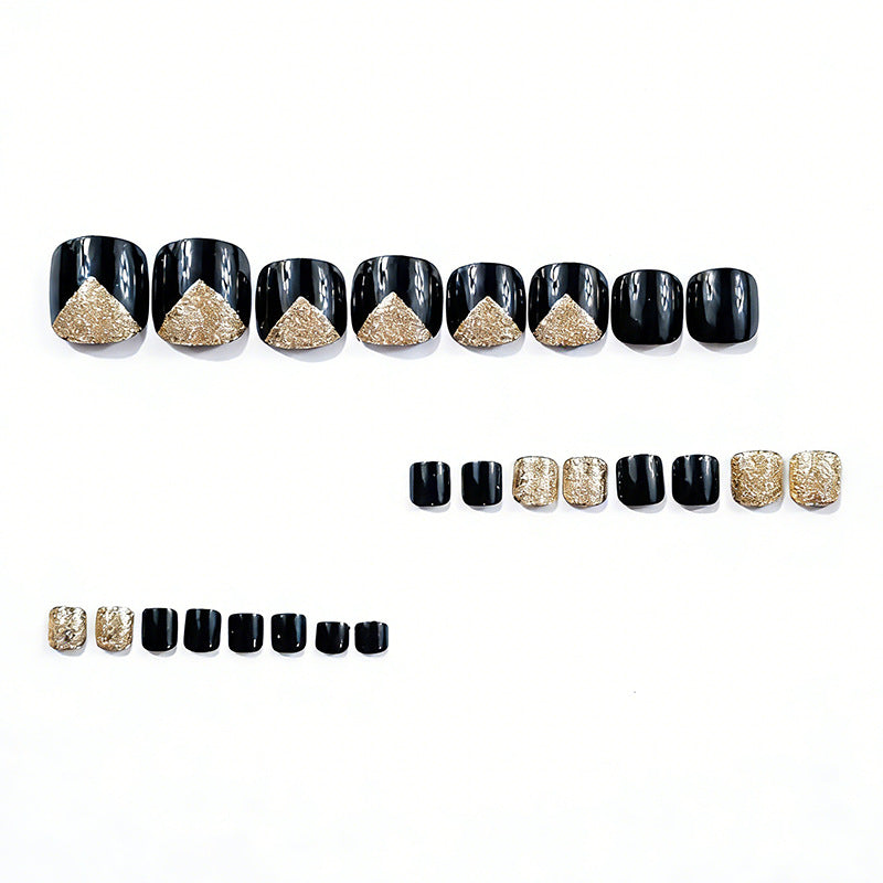 Stilvolle Pediküre Nagelkunst Brehn