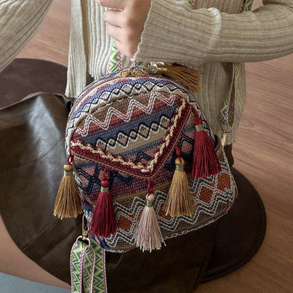 Bestickte Mini Sling Bag