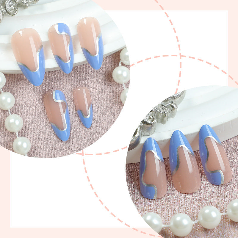 Künstlerisches Press-On Nagelset mit modernem abstraktem Design Brehn