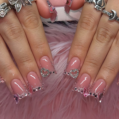 Glamouröse 3D Nagelkunst Brehn