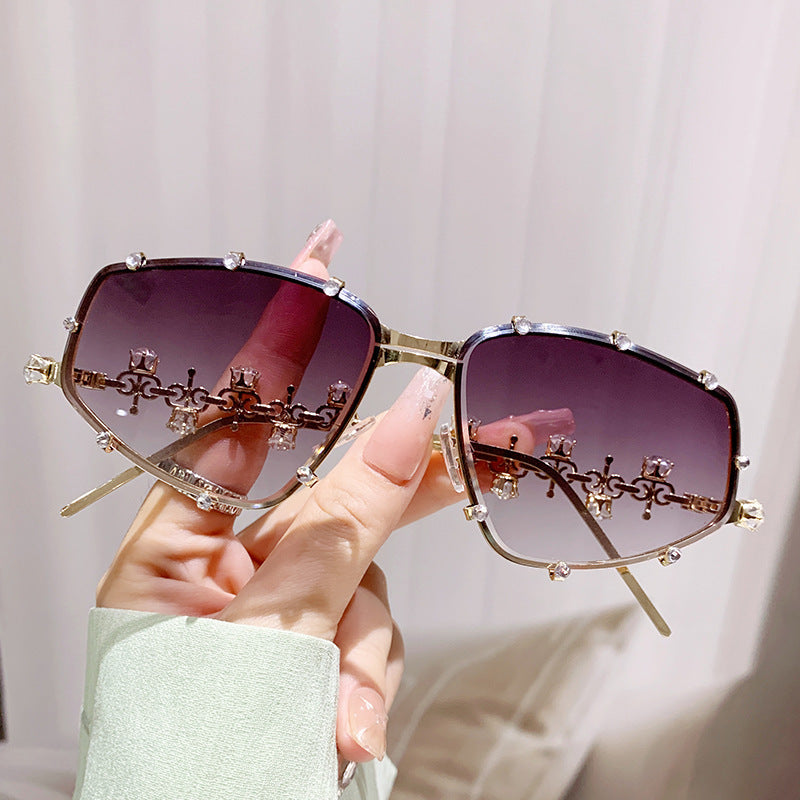 Damen Designer-Brille mit glamourösem Akzent und funkelnden Glitzersteinen Brehn
