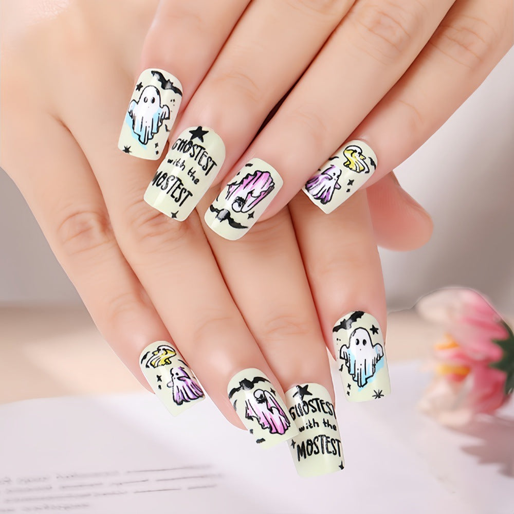 Kreative Halloween Nagelkunst Brehn