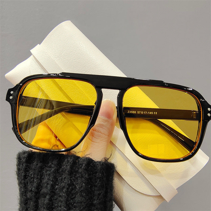 Damen geometrische Sonnenbrille mit polarisierenden gelben Gläsern Brehn