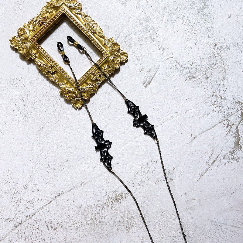 Schmuckhalterkette mit Filigranen Details Brehn