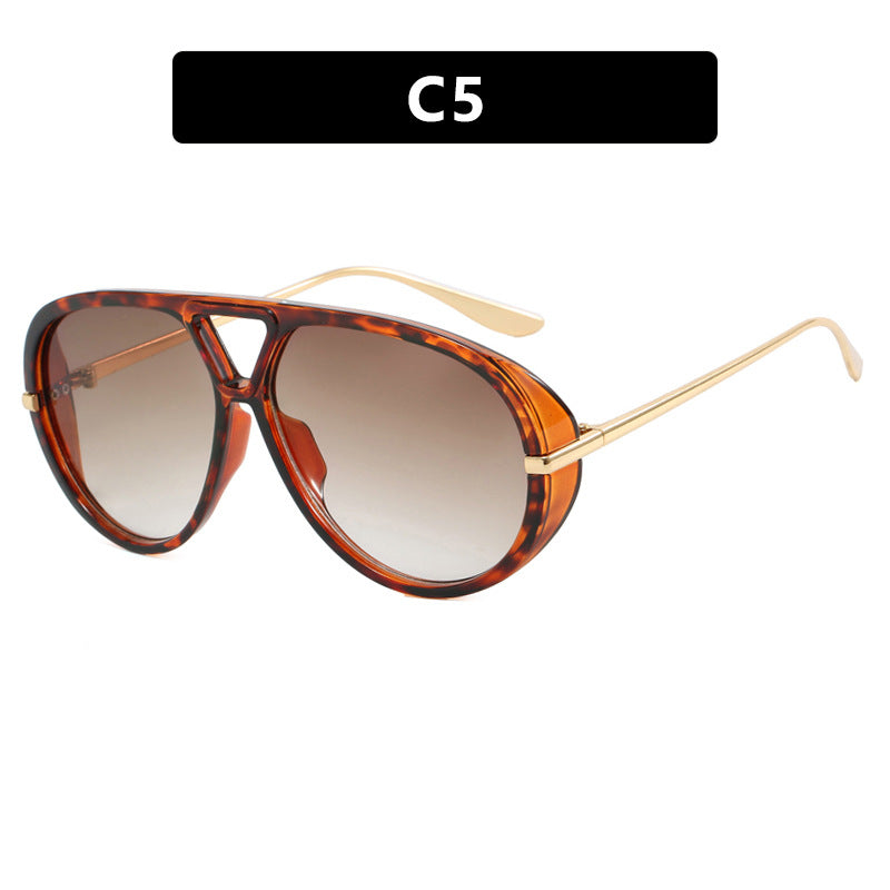 Damen Oversized Sonnenbrille mit elegantem Kunststoffrahmen und verspiegelten Gläsern Brehn