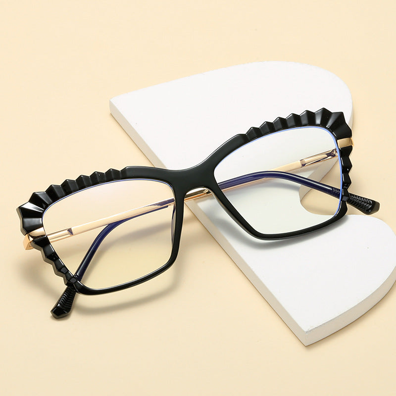 Damen oversized Brille mit einzigartigem Wellenranddesign Brehn