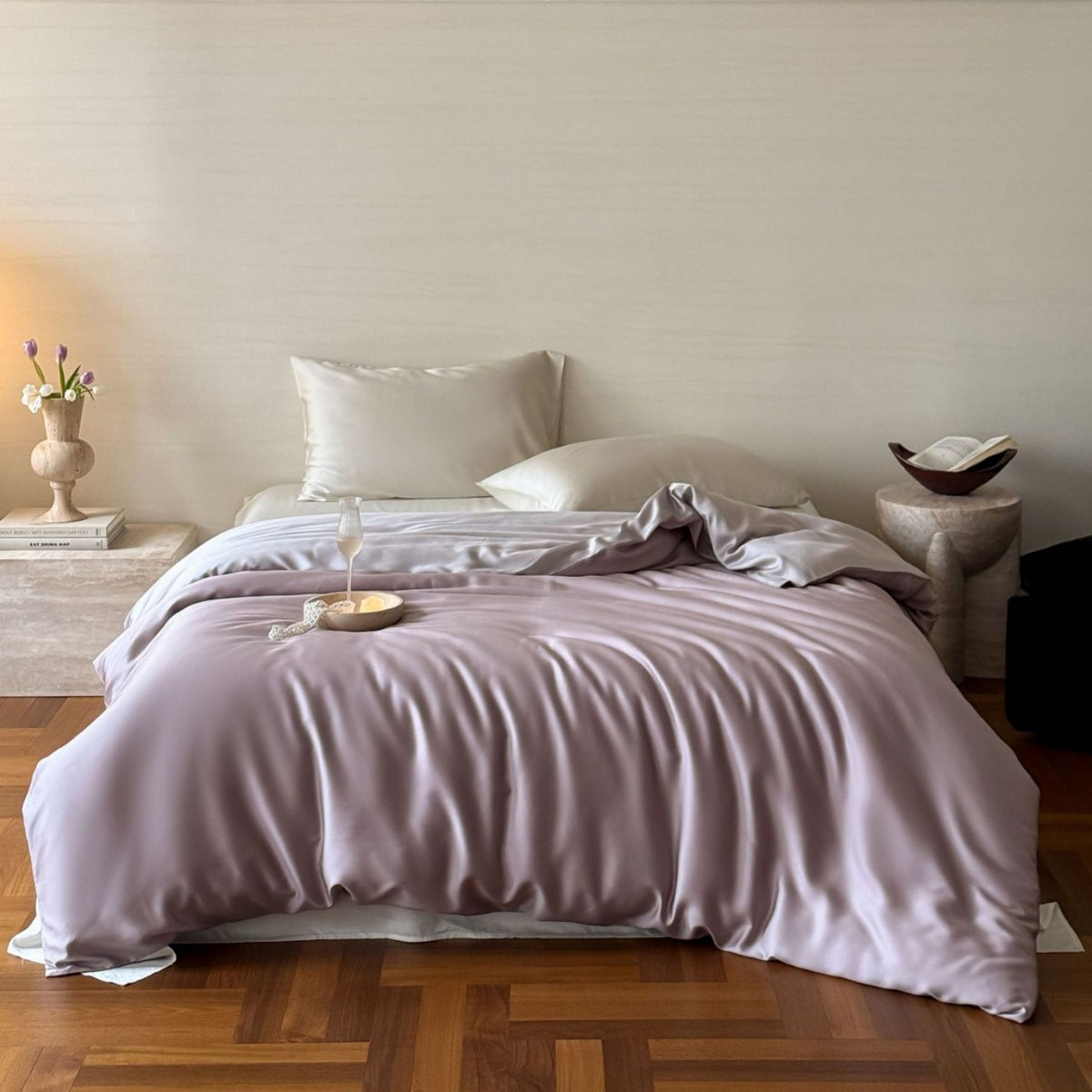 Luxuriöses Satin-Bettwäscheset mit seidig-glatter Oberfläche, Wendefunktion und Hotelverschluss