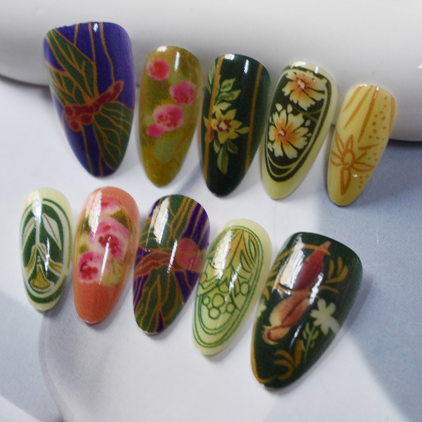 Elegantes Künstlerisches Nagelkunstset Brehn