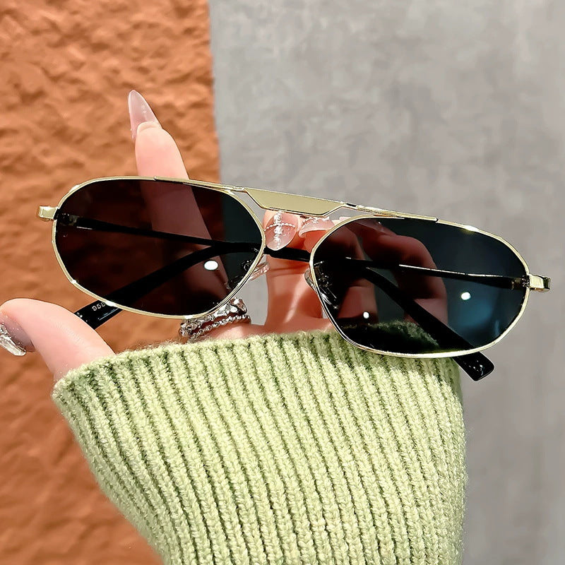 Damen modische Sonnenbrille im eleganten Polygon-Design Brehn