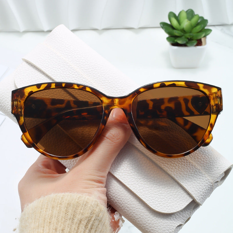 Damen Cat-Eye Sonnenbrille mit luxuriösem Leopardenmuster und charmanten Details Brehn