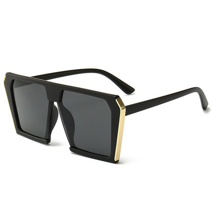 Damen stilvolle geometrische Sonnenbrille im kantigen Design Brehn