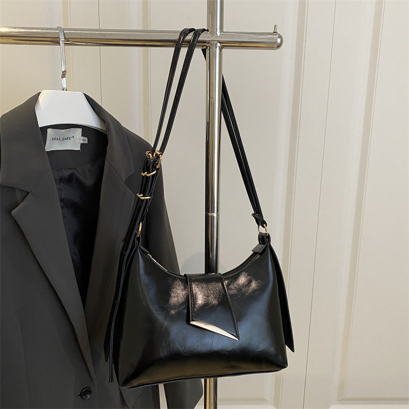 Luxuriöse Patelleder-Schultertasche Brehn