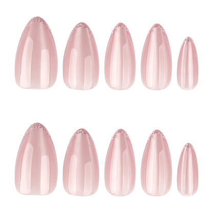 Kunstvolle Stiletto-Nägel mit elegantem Ombre-Muster Brehn