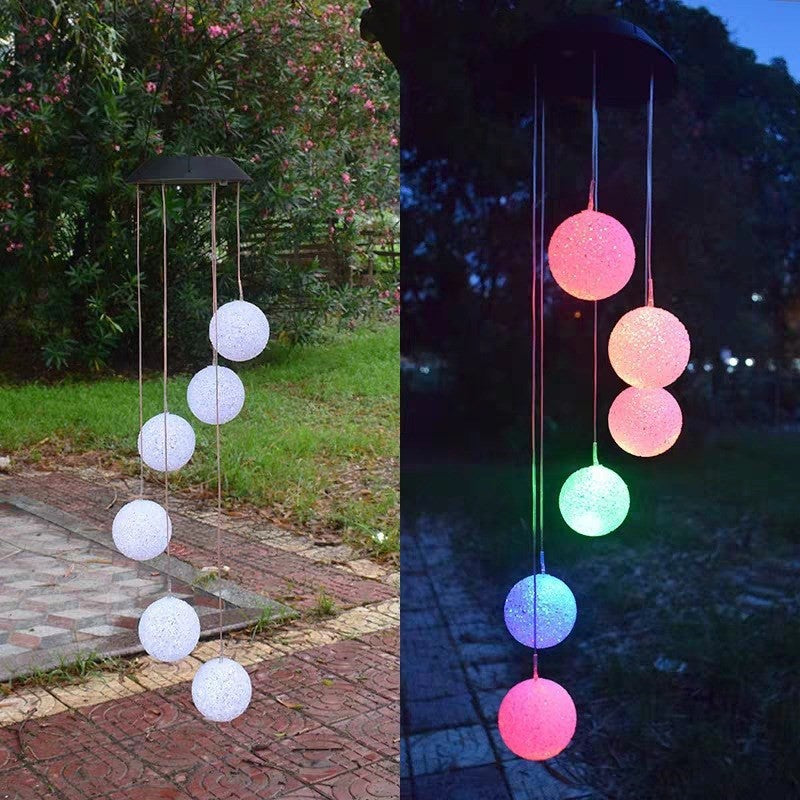 Solarbetriebene hängende Kolibri-LED-Windglocke mit farbwechselnden RGB-Acrylvögeln und wetterfestem Oberteil Brehn