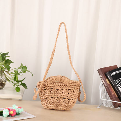 Handgefertigte Umhängetasche mit Einzigartigem Strickdesign Brehn