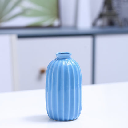 Rippte Keramische Bud Vase Brehn