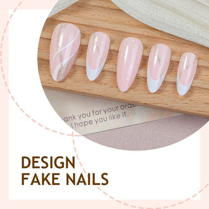 Kunstnagelset mit eleganten geometrischen Akzenten Brehn