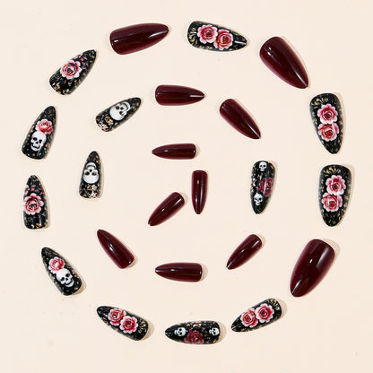 Gothic Floral und Skull Akzent Nagelkunst Verlängerungen Brehn