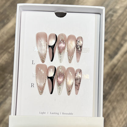 Künstlerisches Stiletto Press-On Nagelset mit einzigartigem Marmor Design Brehn