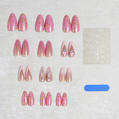 Kreative Nagelspitzen Brehn