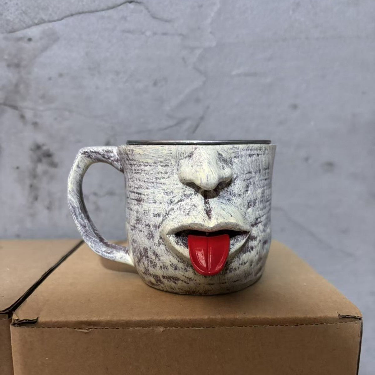 Lustige Kaffeetasse im Gesichtsdesign Brehn