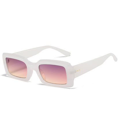 Übergroße geometrische Sonnenbrille mit verlaufenden Gläsern Brehn