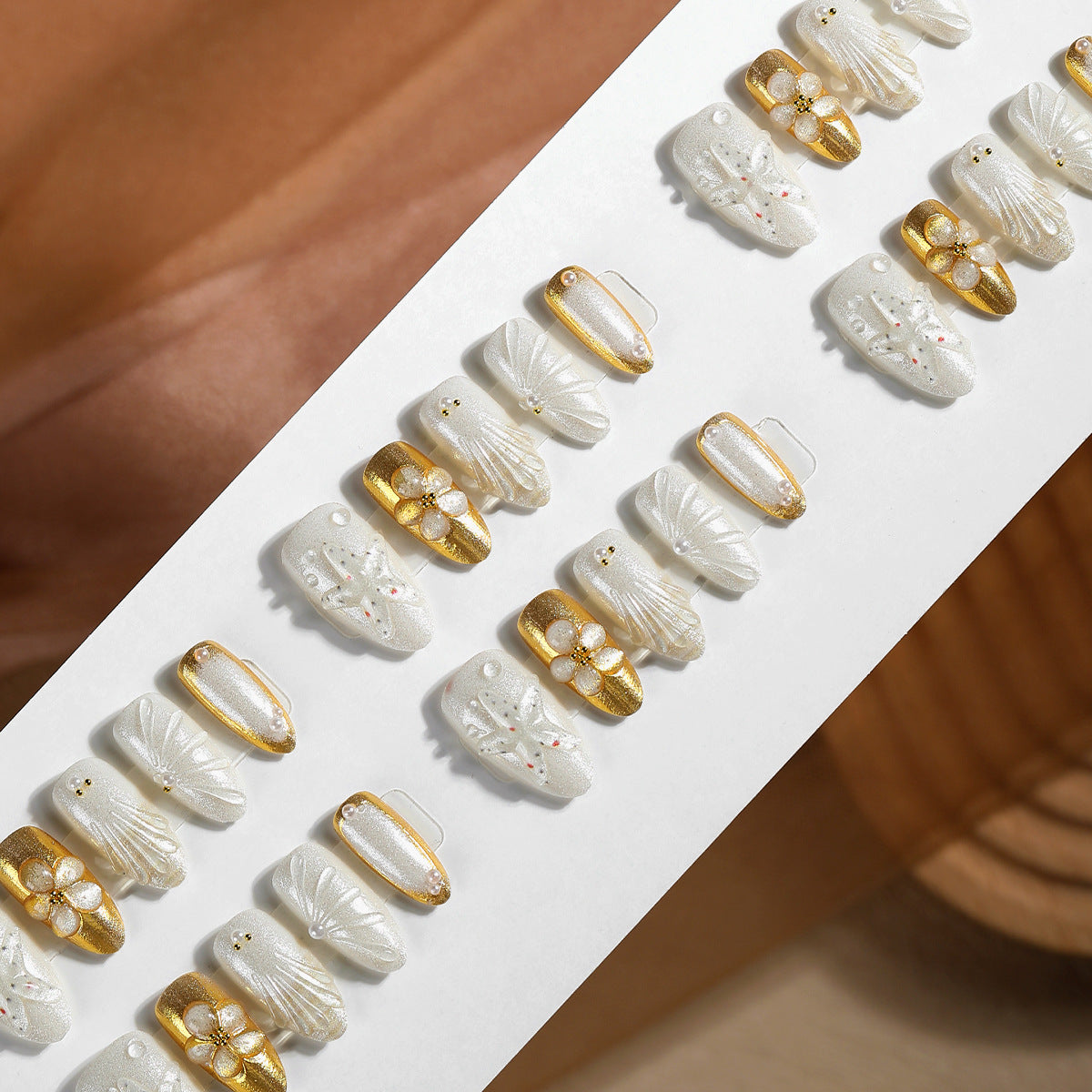 Premium Dekorative Press-On Nagelkunst Kollektion Brehn