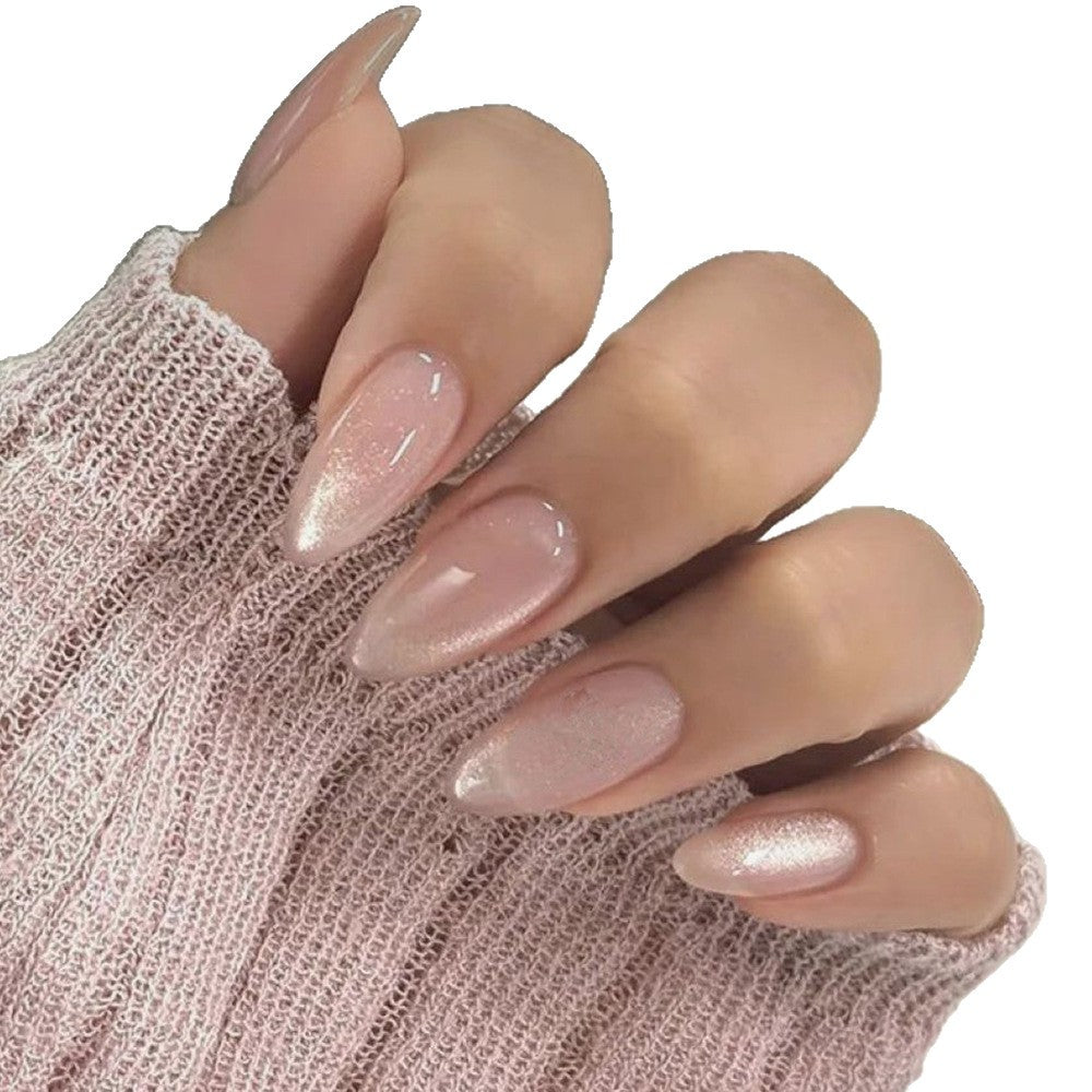 Kunstnägel mit Elegantem Glanz Brehn